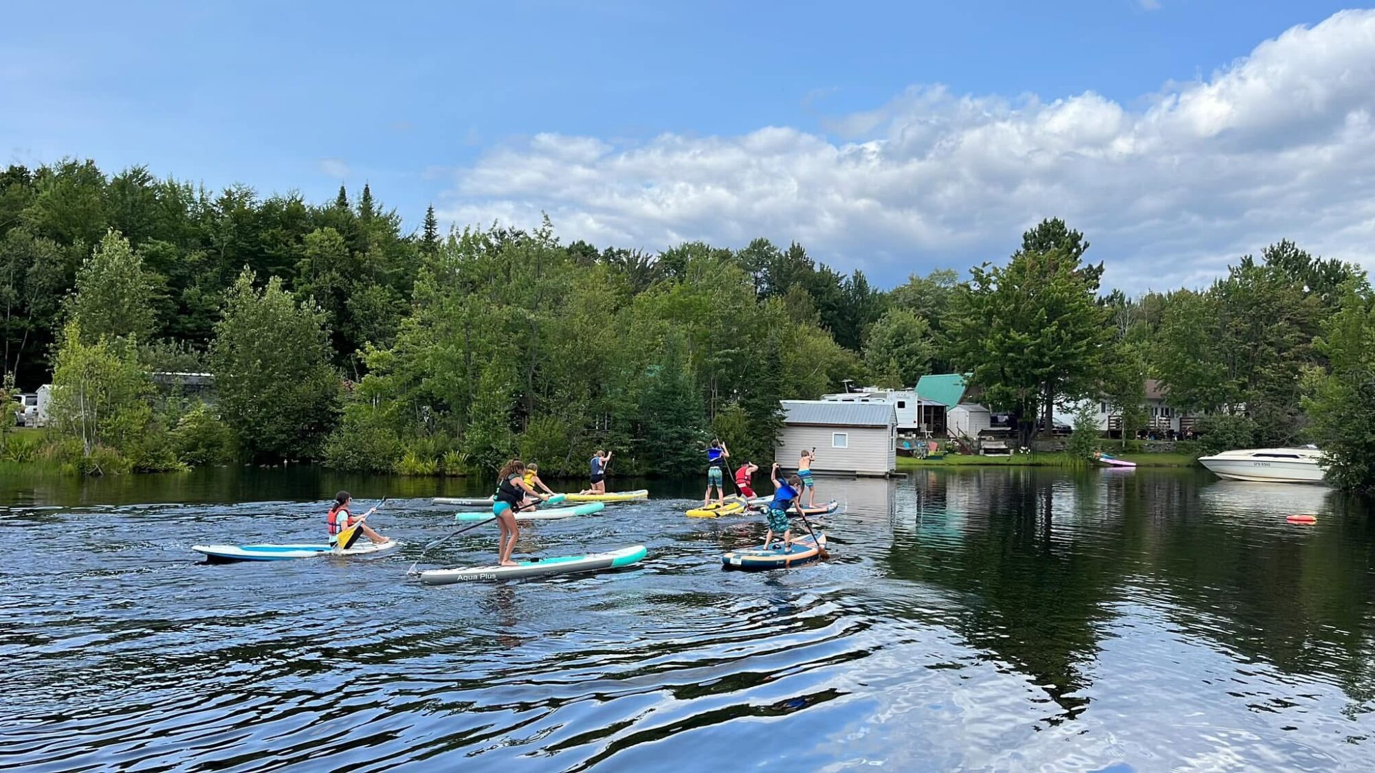 Planche à pagaie au camping Paradiso