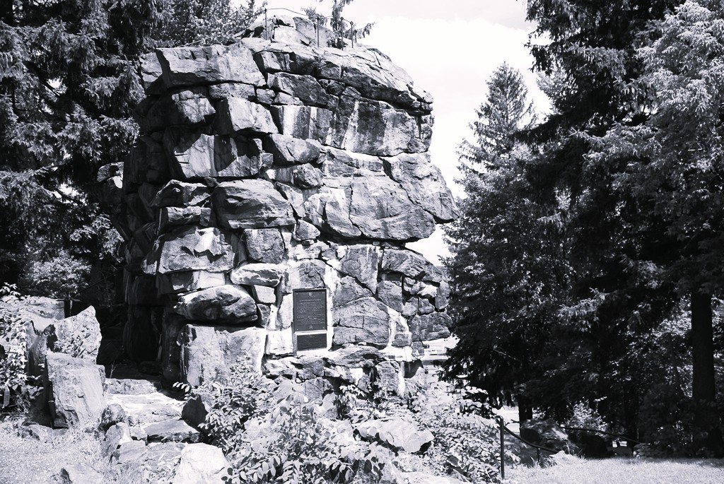 Le rocher de Grand-Mère