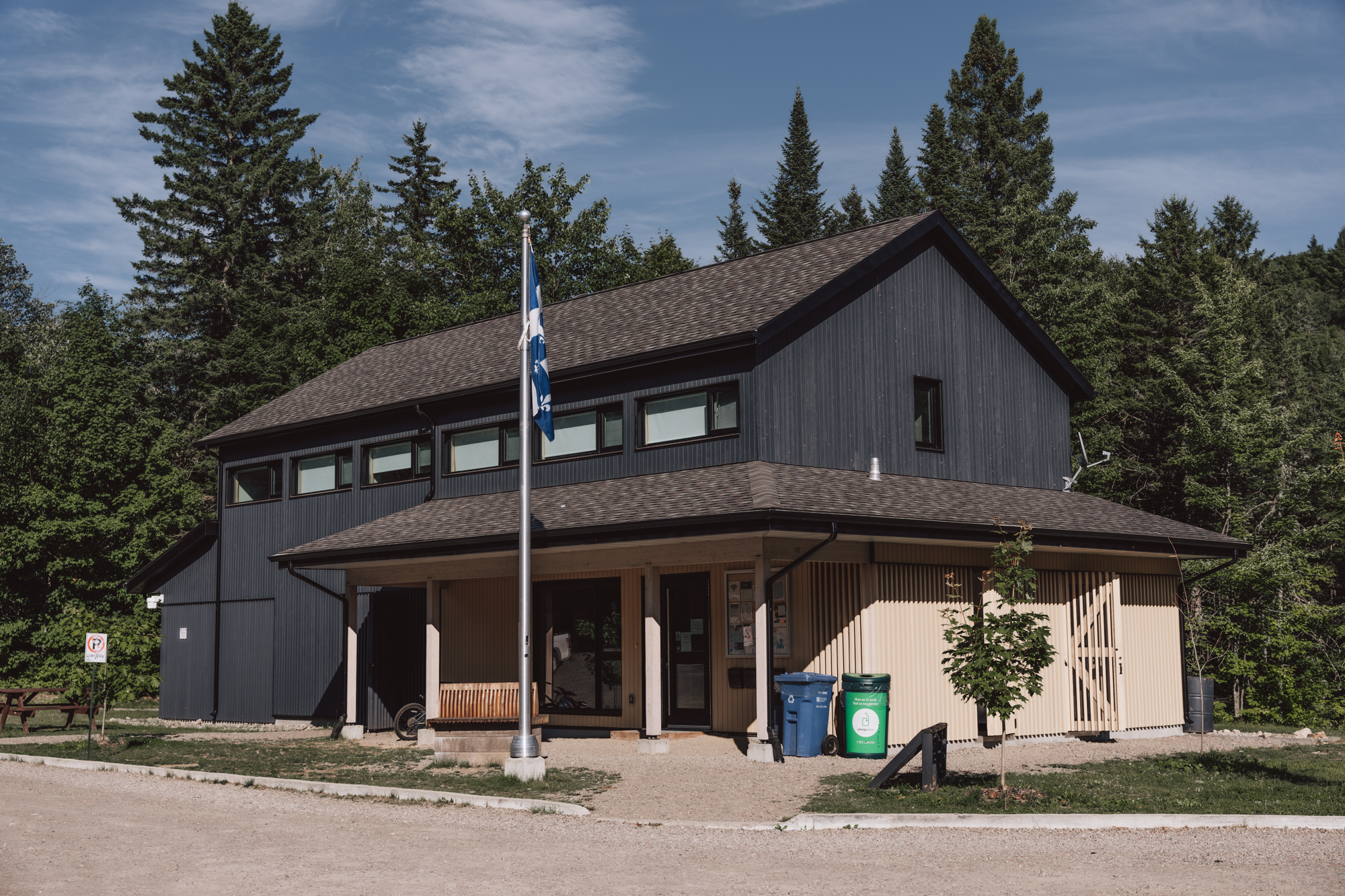 Accueil du camping Lac Saint-Bernard